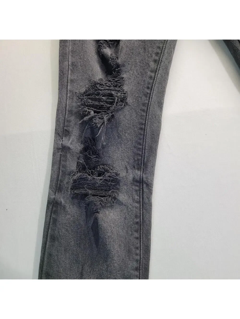 PacSun Jeans Men's 30x30 Black Dark Wash Stacked Distroyed Skinny Jeans